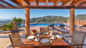 Villa Urdiales I Torrox by Ruralidays, Torrox